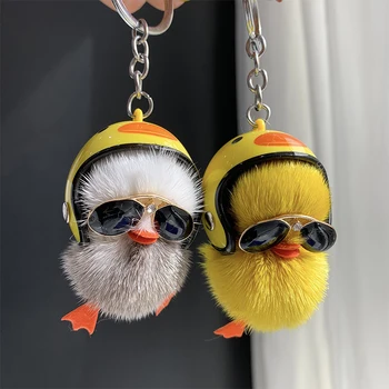 1 adet Yeni Moda Sevimli Sarı Kürk Hairball Yumuşak Ördek Anahtarlık Unisex Hayvan Çantası Araba Anahtarı Anahtarlık Dolması peluş oyuncak Hediyeler