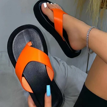 2021 Kadın Flip Flop Platformu Terlik Kadın Yuvarlak Ayak Yaz Plaj Slaytlar Bayanlar Dışında Klasik Rahat Yeni ayakkabı Büyük Boy