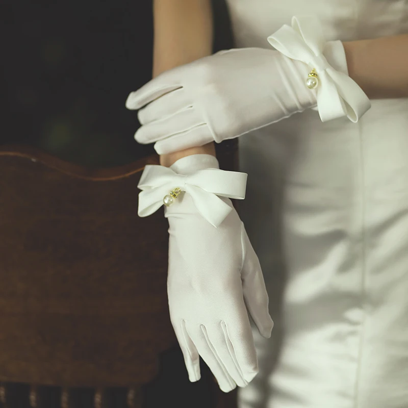 WG022 Zarif Beyaz Leke Gelin Düğün Kısa Eldiven İnci Yay Bilek Parmak Kadın Gelinler Gelinlik Aksesuarları Görüntü 4