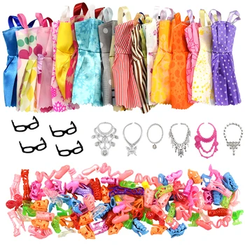 30 Ürün / Set Bebek Aksesuarları = 10 Adet Karışık oyuncak bebek giysileri Elbise+10 Pairs Bebek Ayakkabı +4 Gözlük+6 Plastik Kolye barbie bebek için