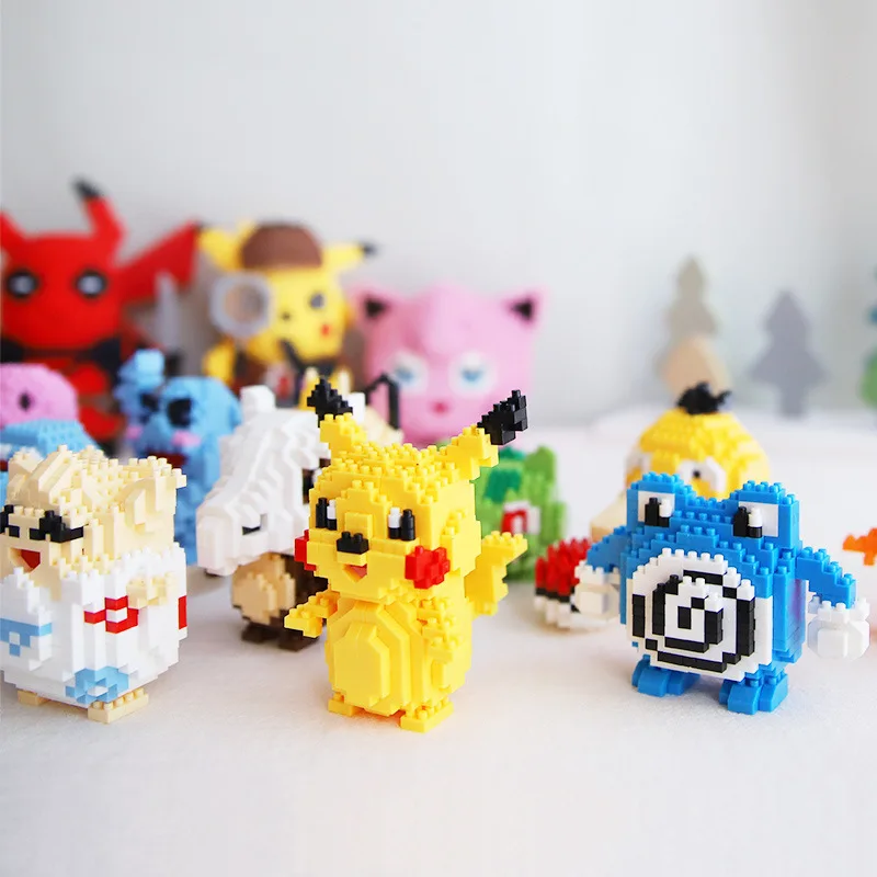 LBOYU Pokemo Mikro Yapı Taşları Pikachu Butterfree Krabby Kül Ketchum Lickitung DIY Pokemon Mini Tuğla Rakamlar Oyuncaklar Çocuklar İçin Görüntü 5