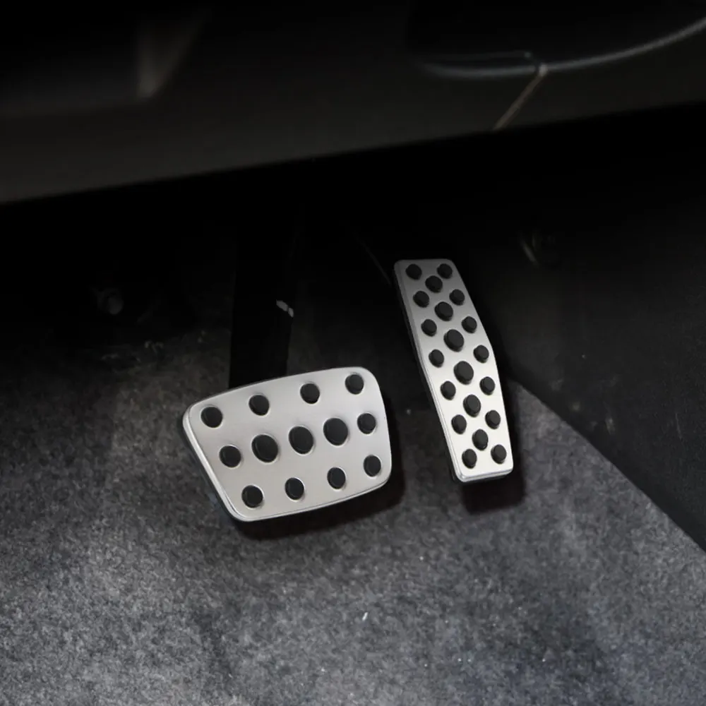 Pedalı Ayak Yakıt fren debriyaj MT / AT Pedallar için Chevrolet Cruze Sedan Hatchback Opel Mokka 2013-2015 ASTRA J Insignia Görüntü 3