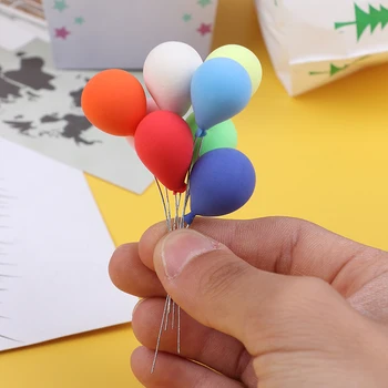 8 adet / grup 1/12 Dollhouse Minyatür Kil Süsler Renkli Balonlar Çocuk Hediye