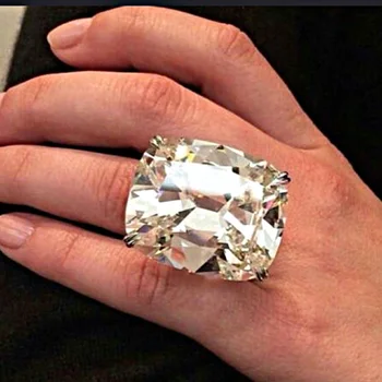 Moda Büyük oval kübik Zirkonya Nişan Yüzüğü AAA Beyaz Kristal Gelin Promise alyanslar Kadınlar Takı için Bague Femme
